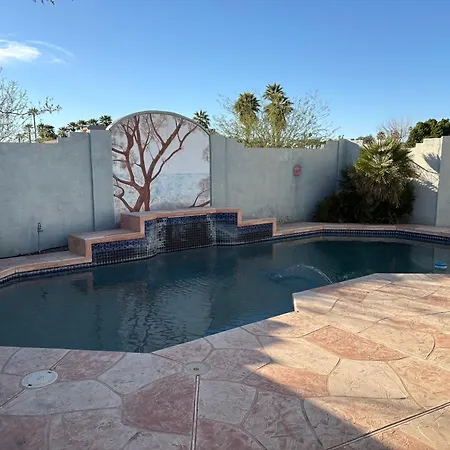 Diamond Studio Suite Full Kitchen Swimming Pool Private Gated Yard Arts Roosevelt Row Asu Convention Ctr Stadiums Airport Downtown Phx